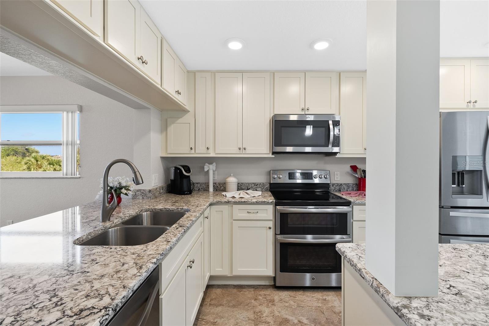 PASADENA COVE CONDO - Residential