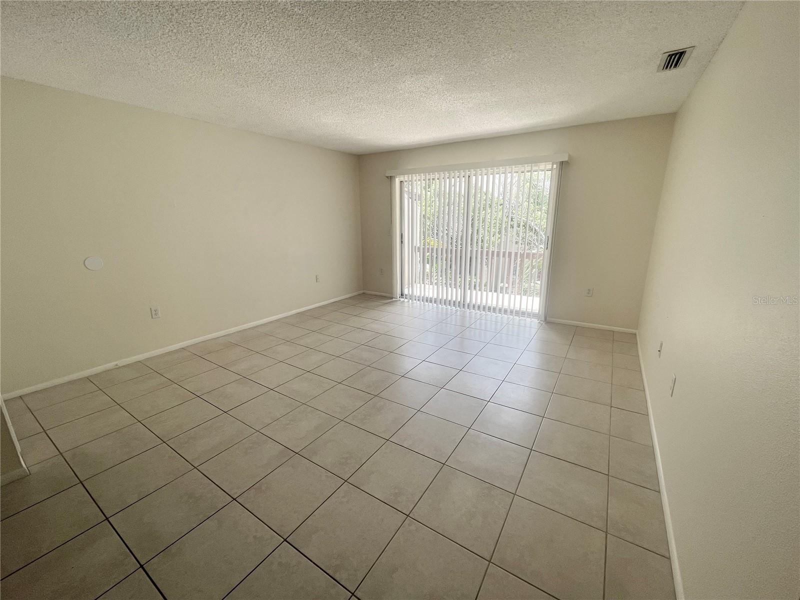 HIDDEN LAKE VILLAGE - Residential Lease