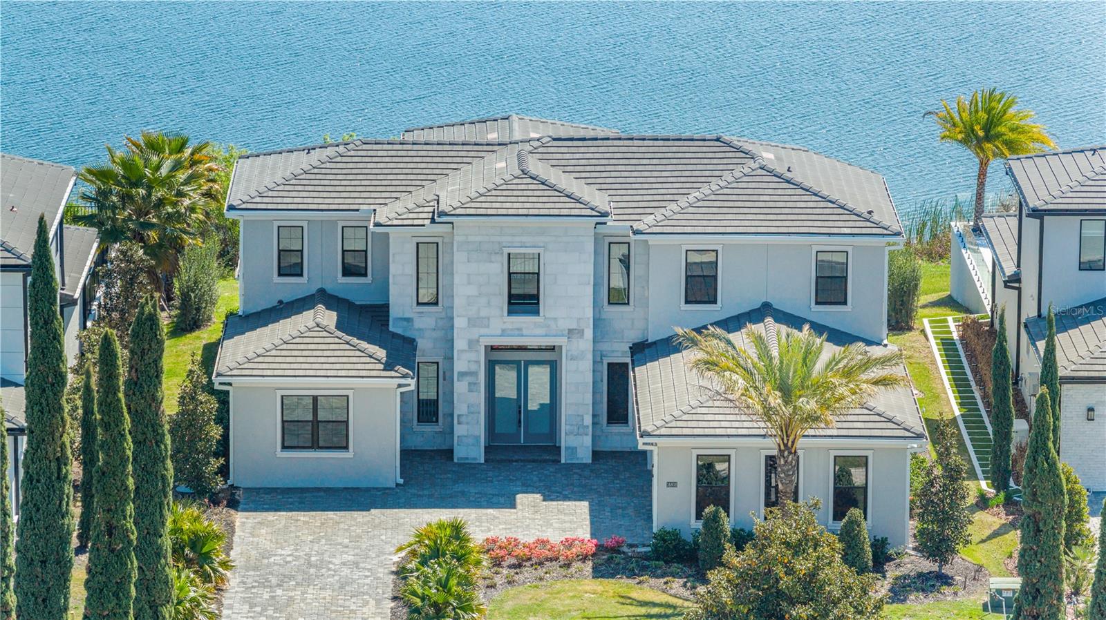 BELLA COLLINA - Residential