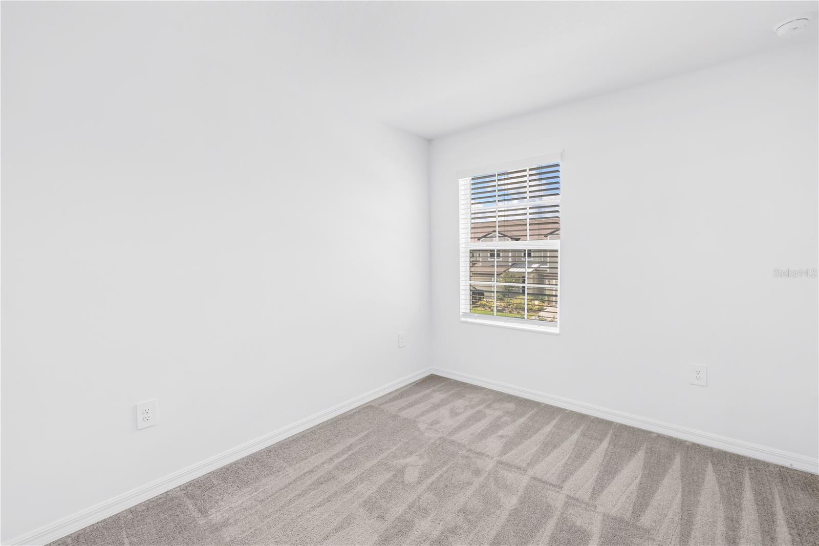 PARRISH LKS PH IIB1 & IIB2 - Residential Lease