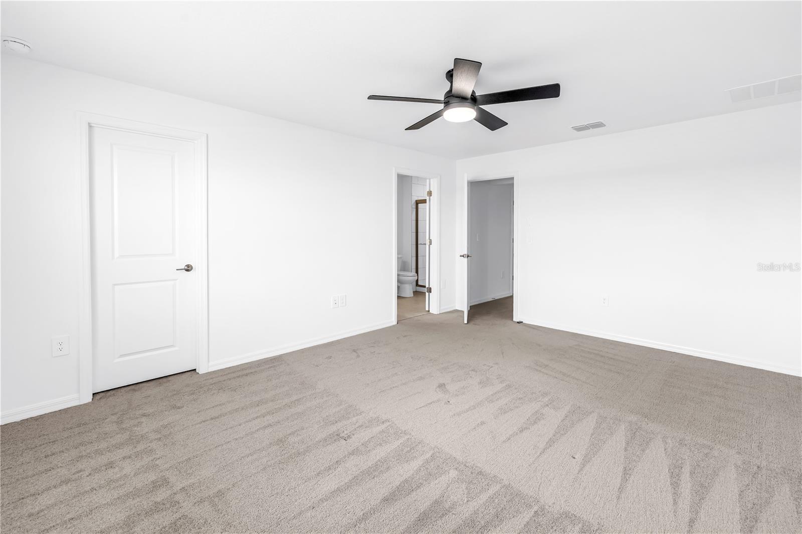 PARRISH LKS PH IIB1 & IIB2 - Residential Lease