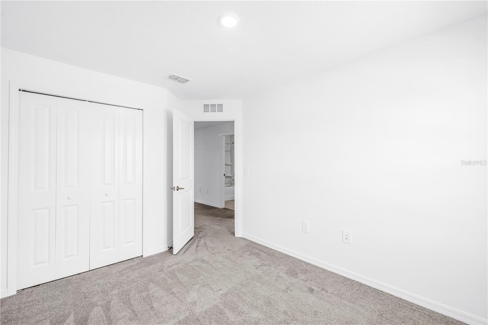 PARRISH LKS PH IIB1 & IIB2 - Residential Lease