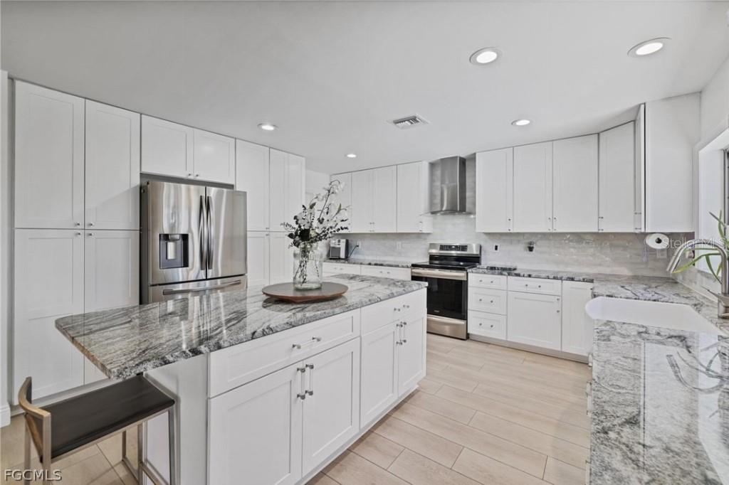PUNTA GORDA ISLES SEC 21 - Residential