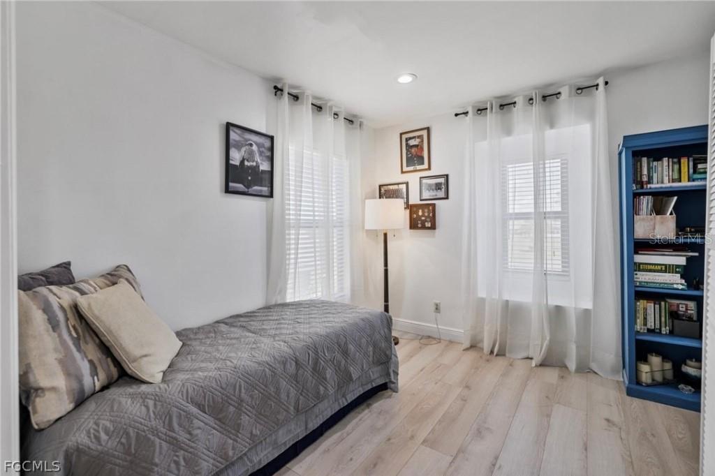 PUNTA GORDA ISLES SEC 21 - Residential