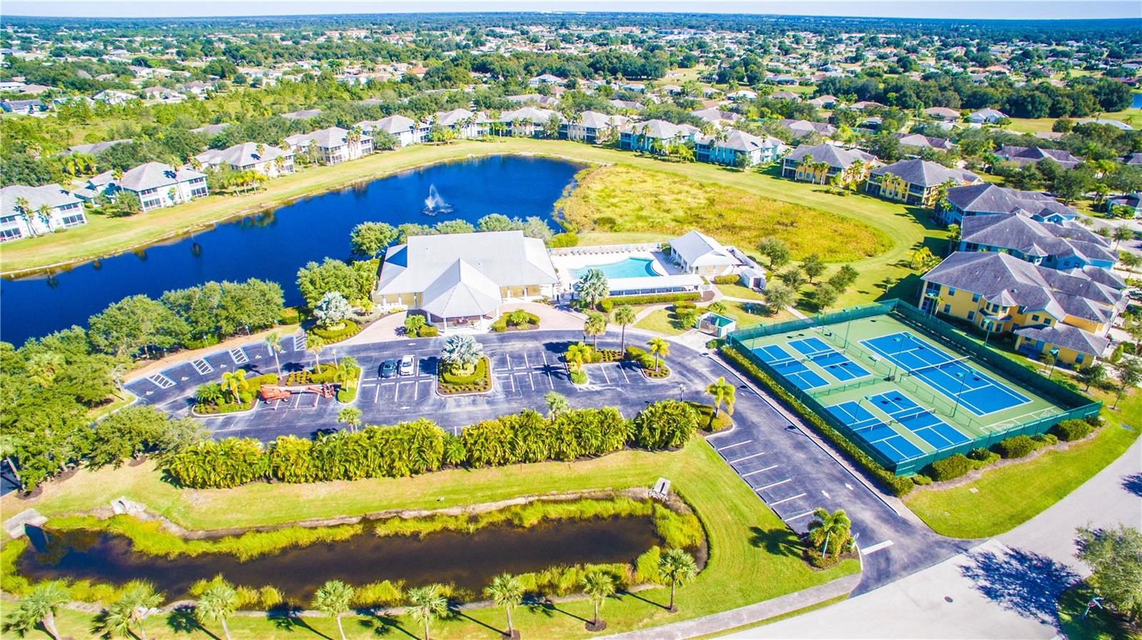 LAKE VIEW CONDO AT HERITAGE - Residential