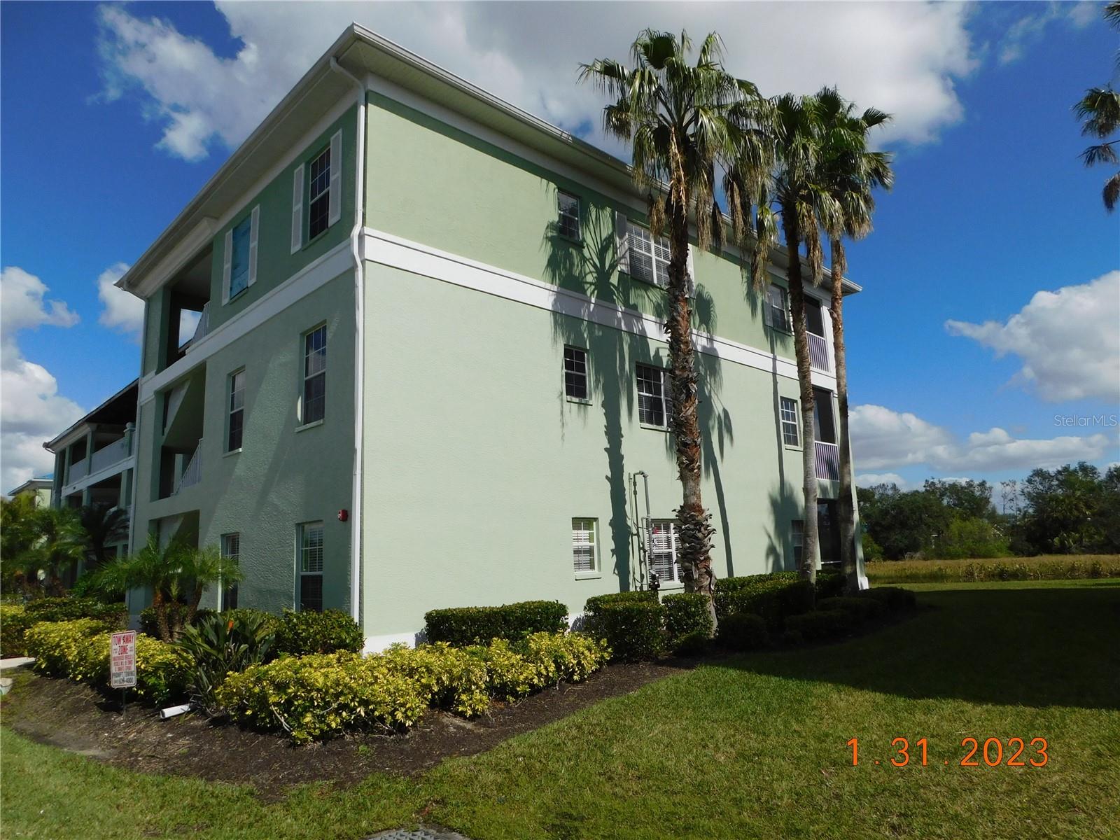 LAKE VIEW CONDO AT HERITAGE - Residential