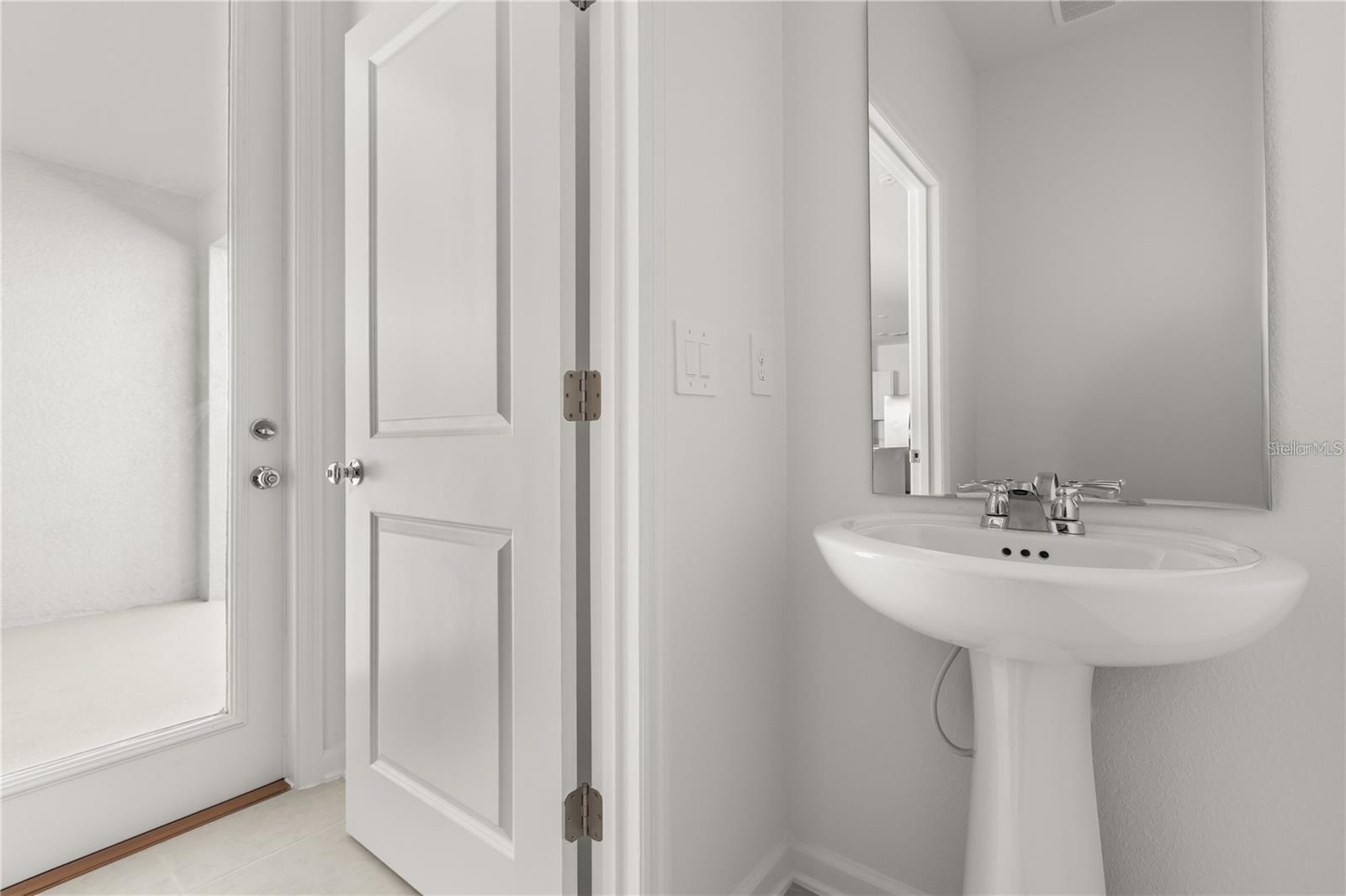 BRENTWOOD TWNHMS - Residential Lease