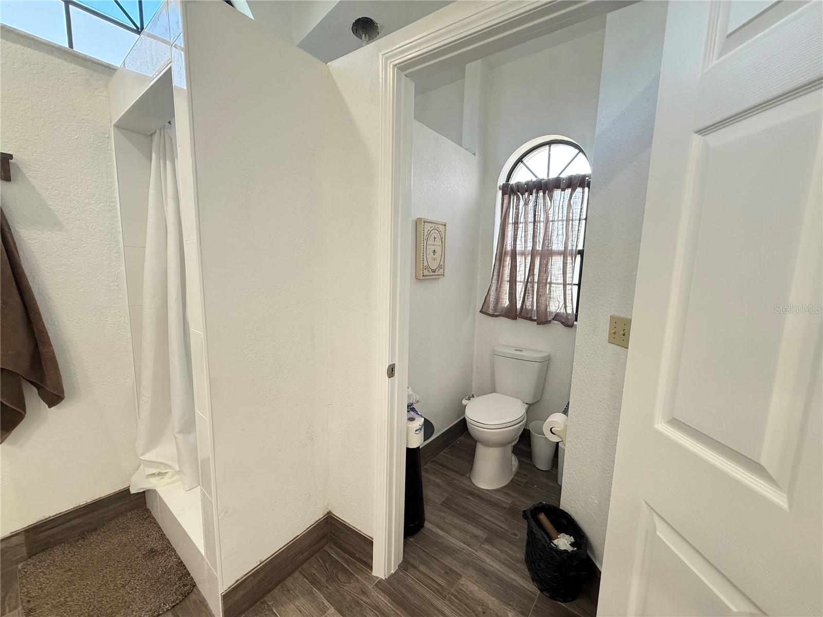 ROLLING RANCH ESTATE - Residential
