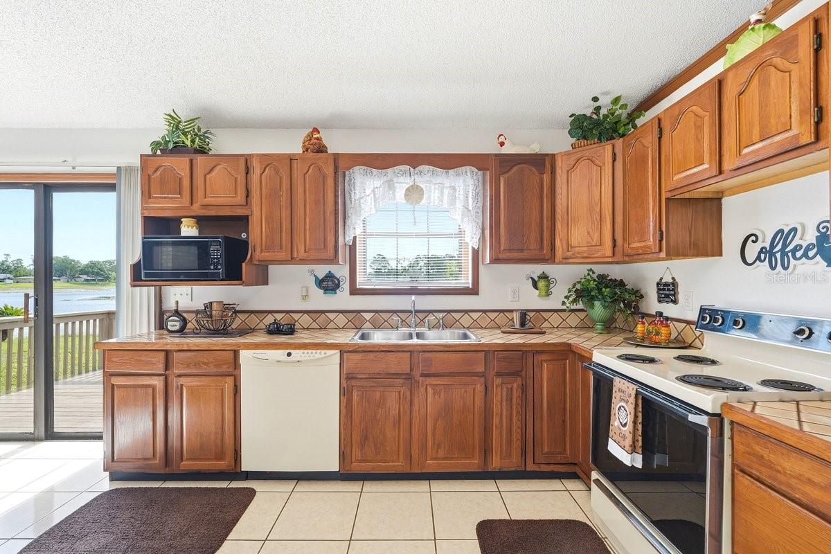 DELTONA LAKES UNIT 48 - Residential
