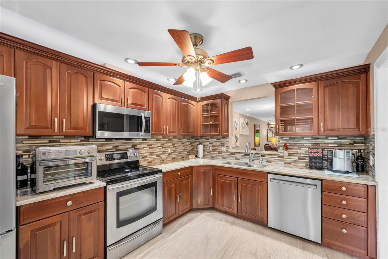 IMPERIAL COVE 10 - Residential