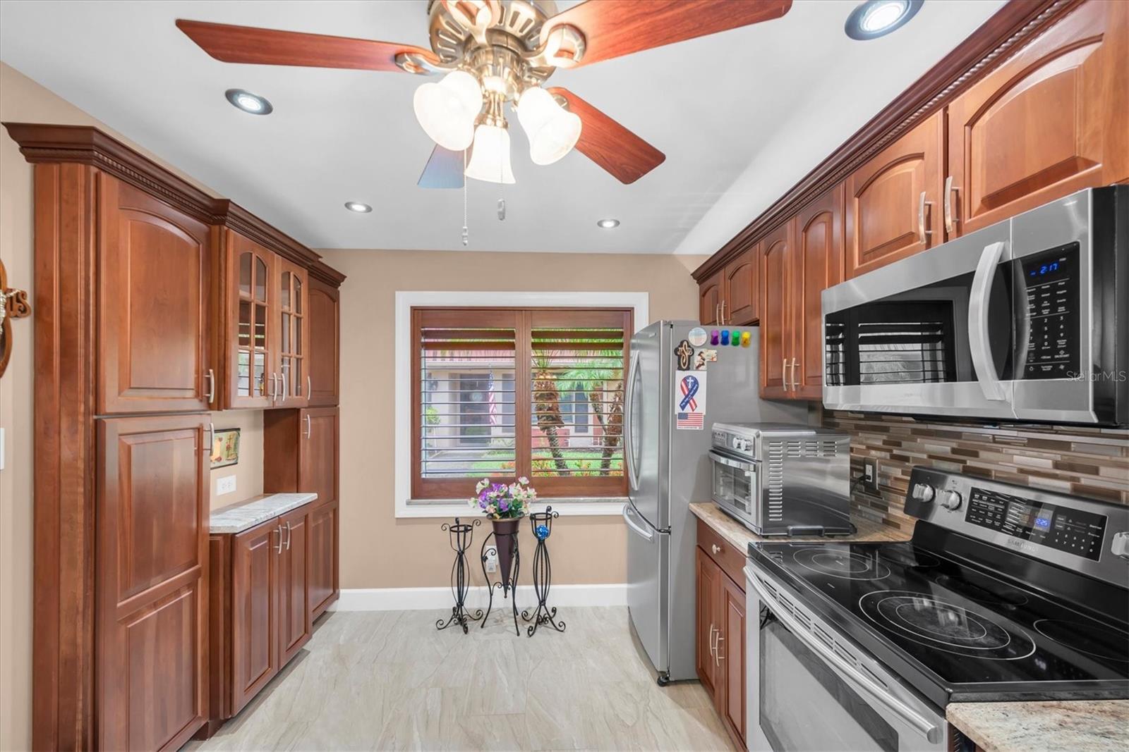 IMPERIAL COVE 10 - Residential