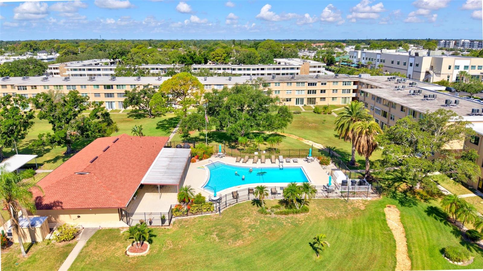 WINSTON PARK NORTHEAST - Residential