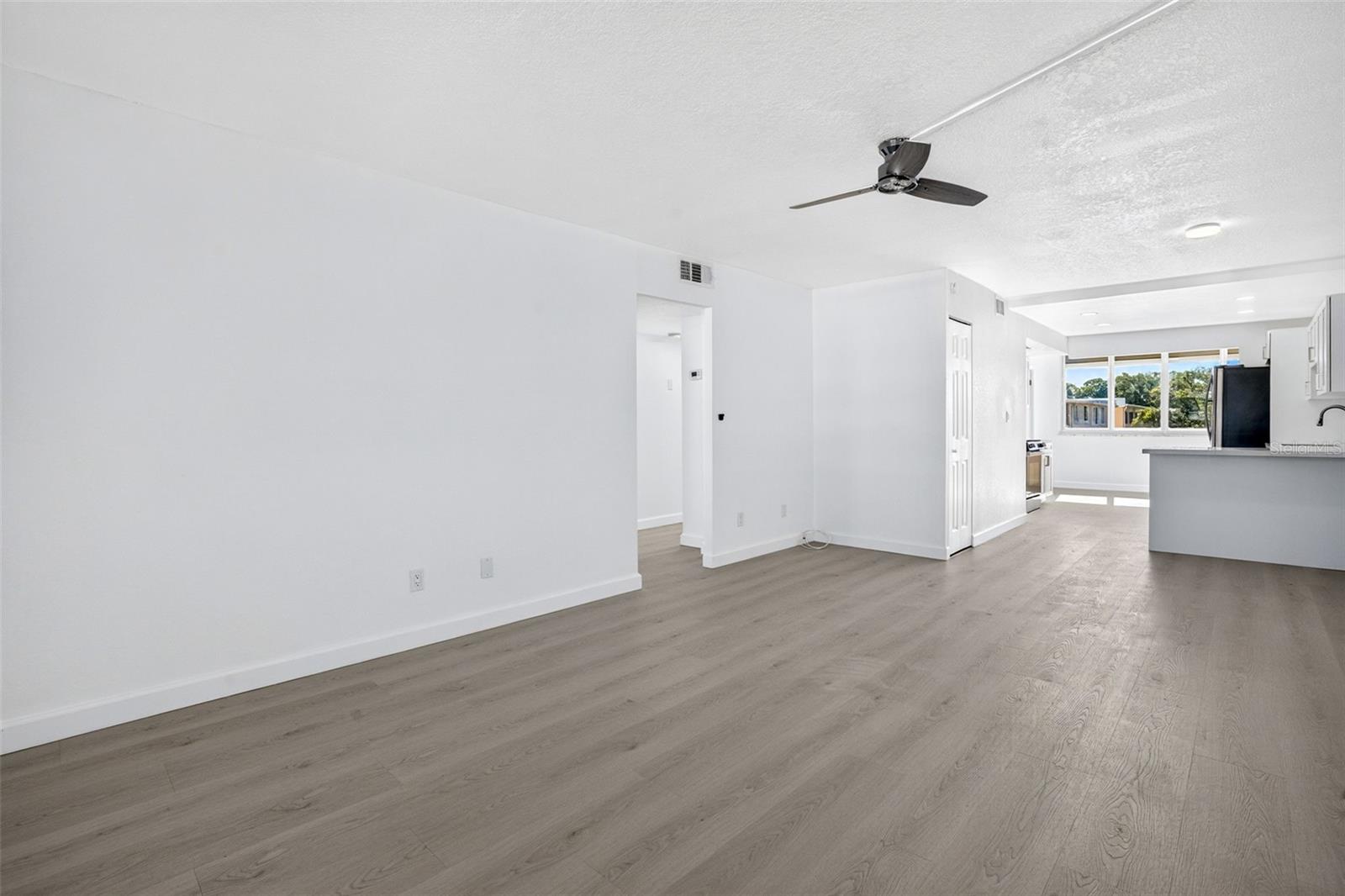 WINSTON PARK NORTHEAST - Residential