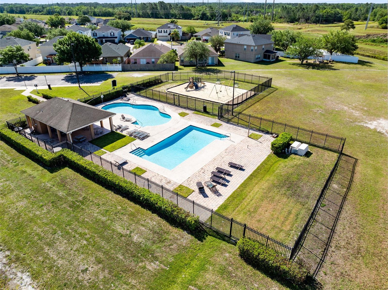 RESERVE/WEDGEFIELD 05 - Residential