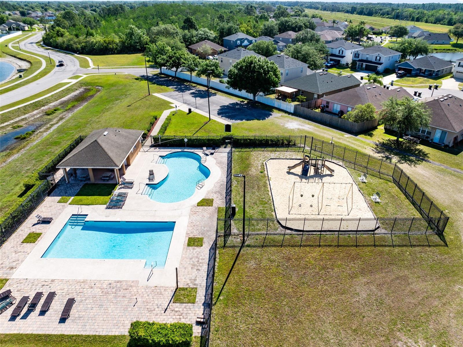 RESERVE/WEDGEFIELD 05 - Residential