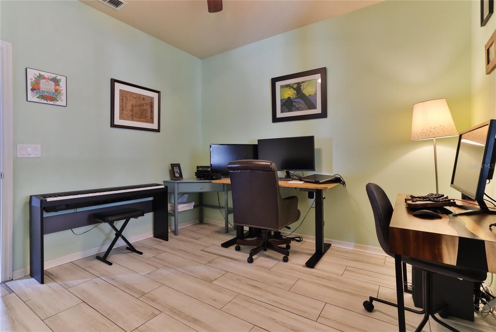 PORT ORANGE LNDGS PH 2 - Residential Lease