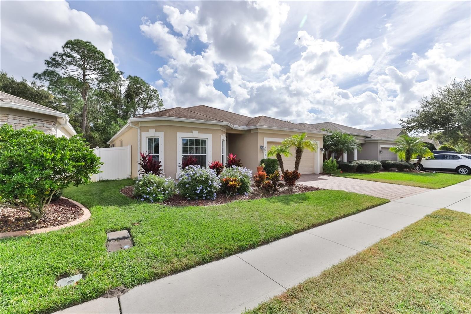 PORT ORANGE LNDGS PH 2 - Residential Lease