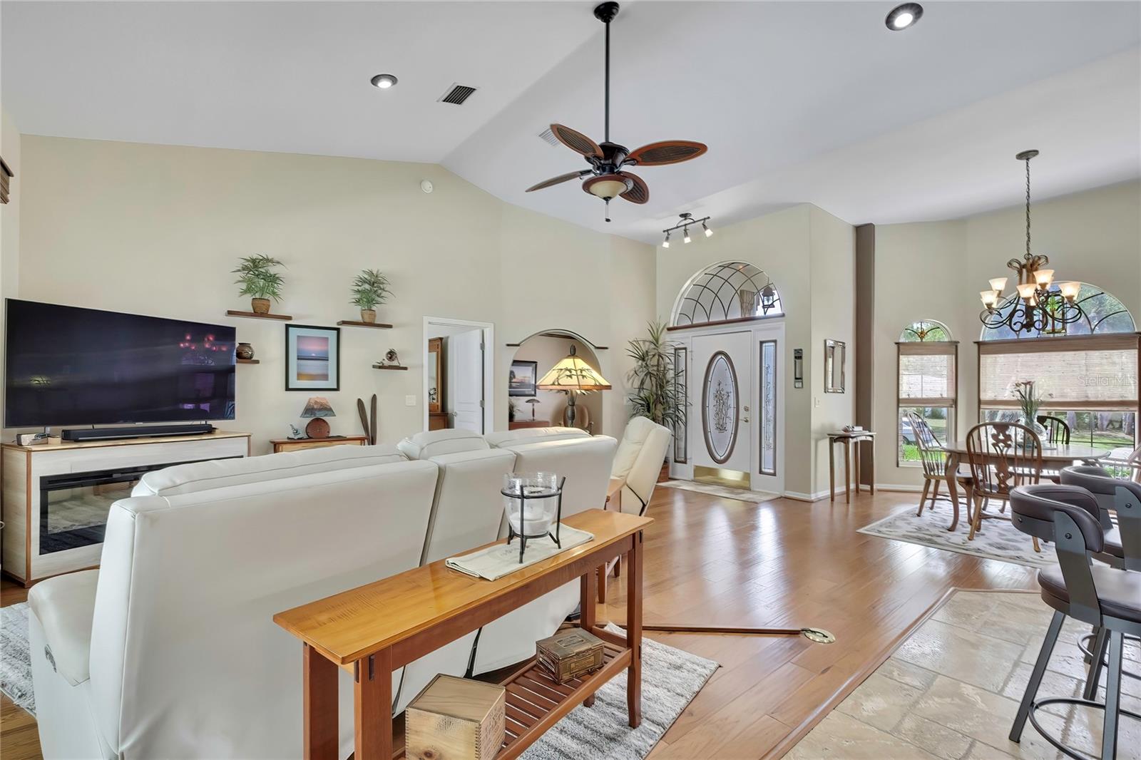 CINNAMON RIDGE UNIT 04 PH 01 - Residential