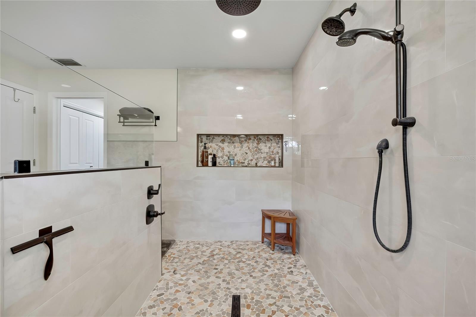 CINNAMON RIDGE UNIT 04 PH 01 - Residential