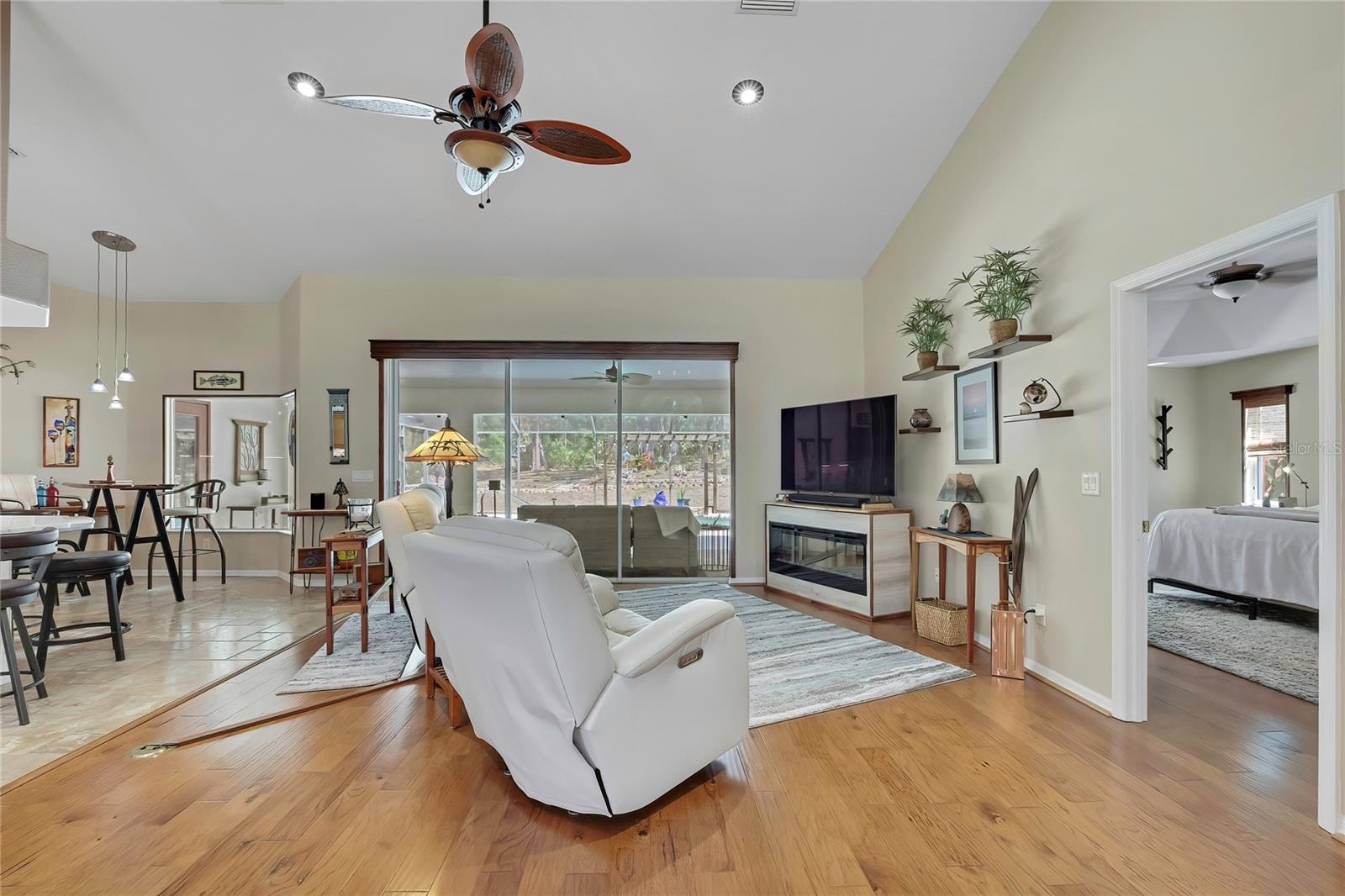 CINNAMON RIDGE UNIT 04 PH 01 - Residential