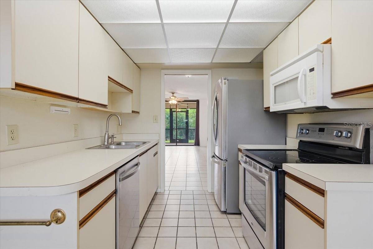 PASADENA COVE CONDO - Residential