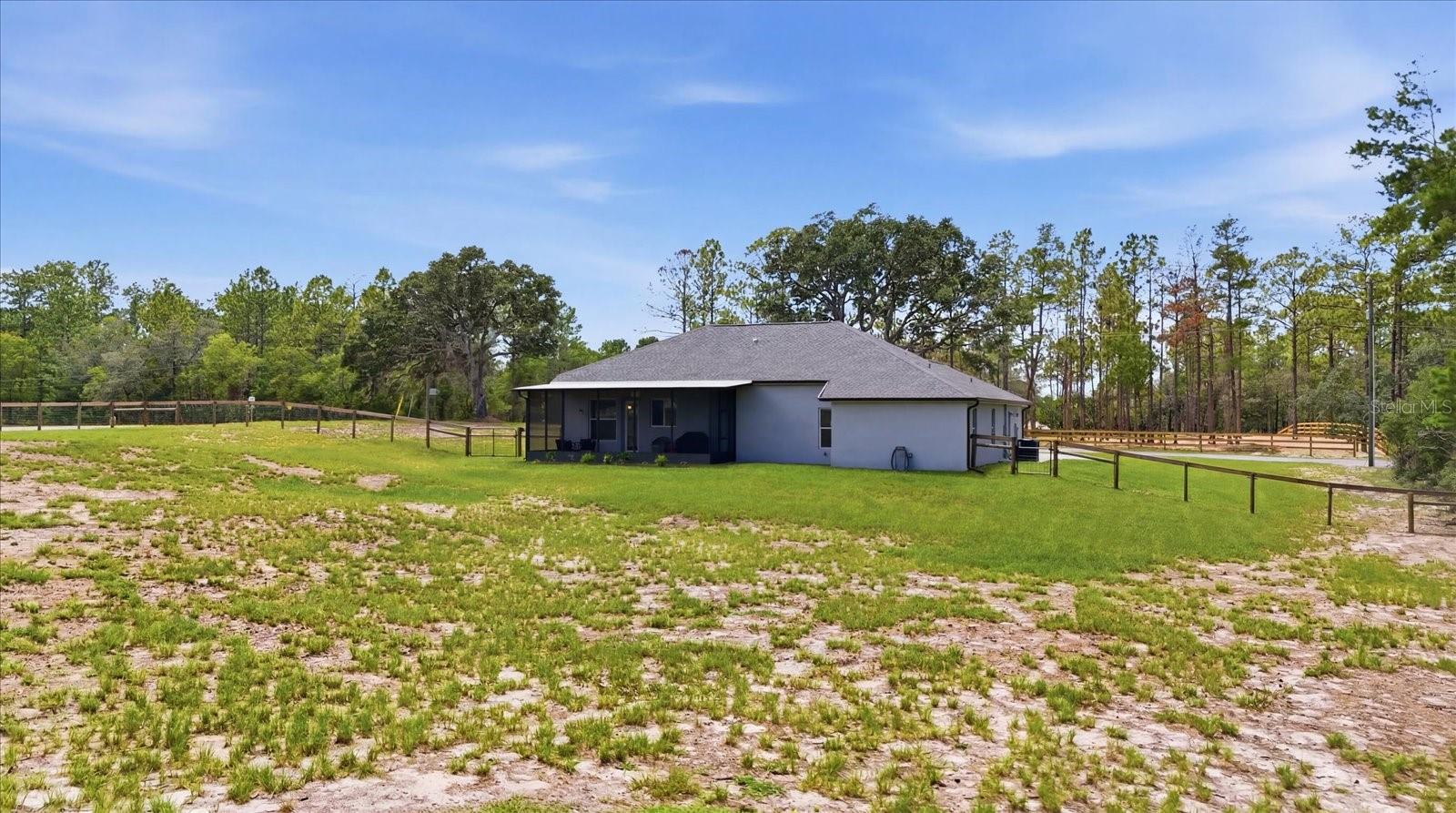 PINE RIDGE UNIT 01 - Residential