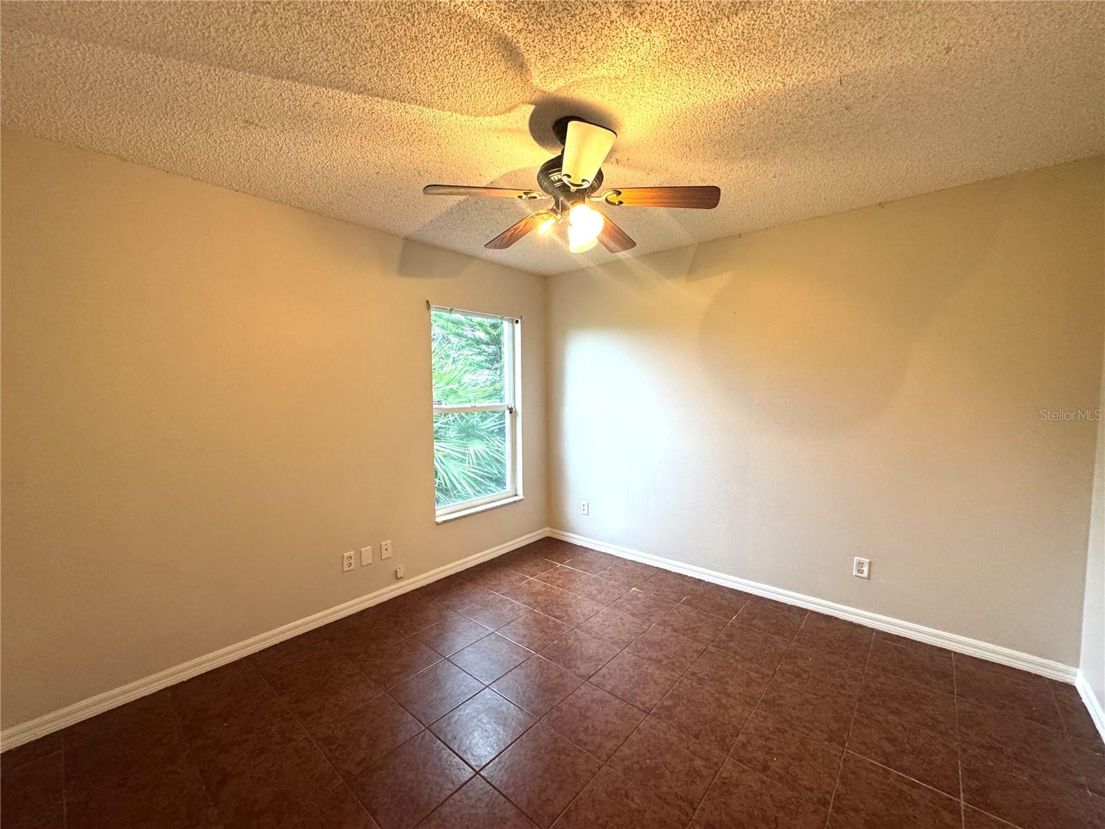 DELTONA LAKES UNIT 32 - Residential