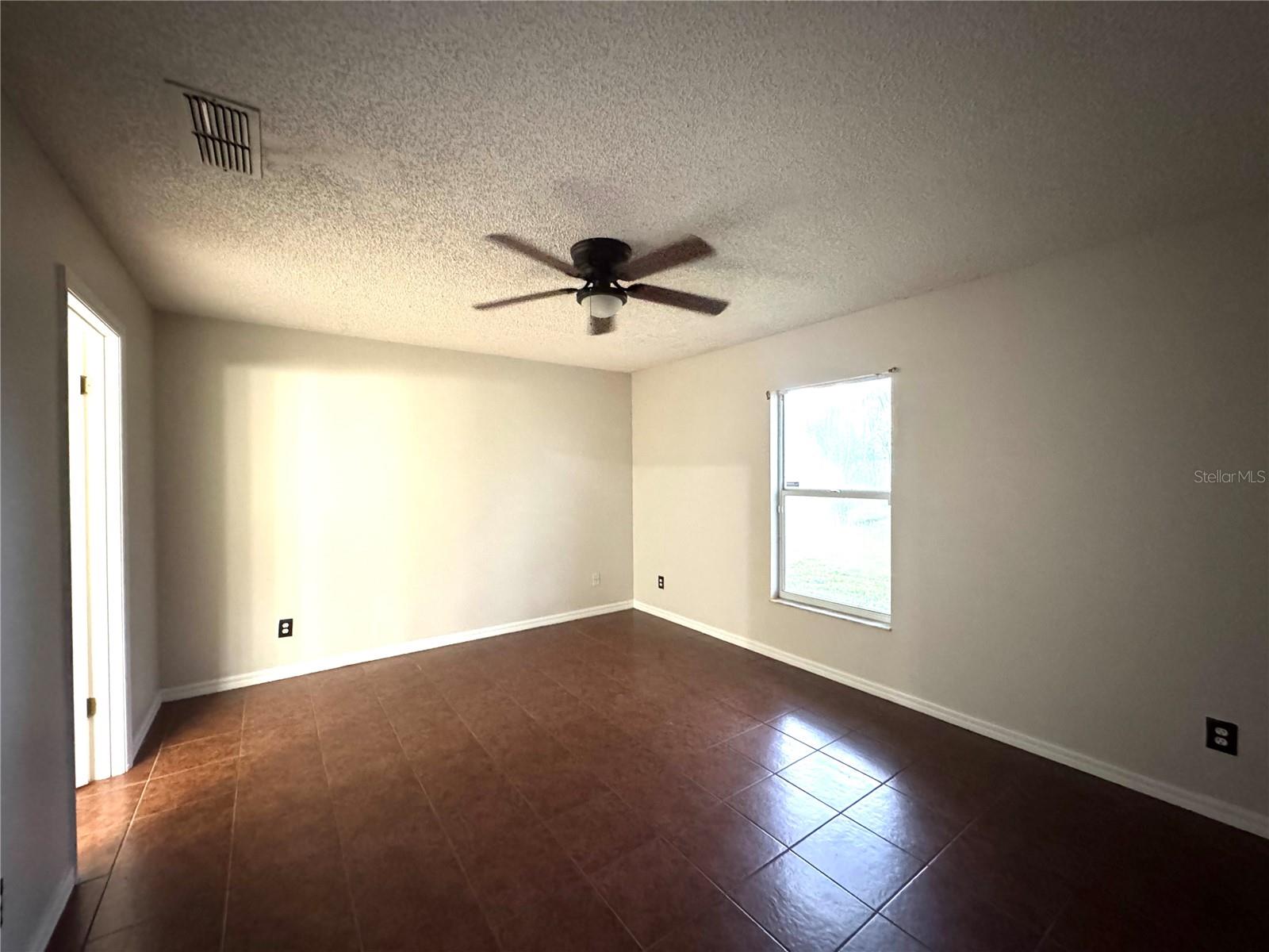 DELTONA LAKES UNIT 32 - Residential
