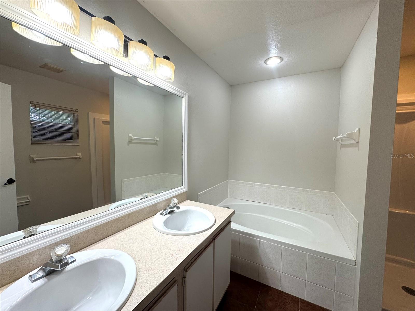DELTONA LAKES UNIT 32 - Residential
