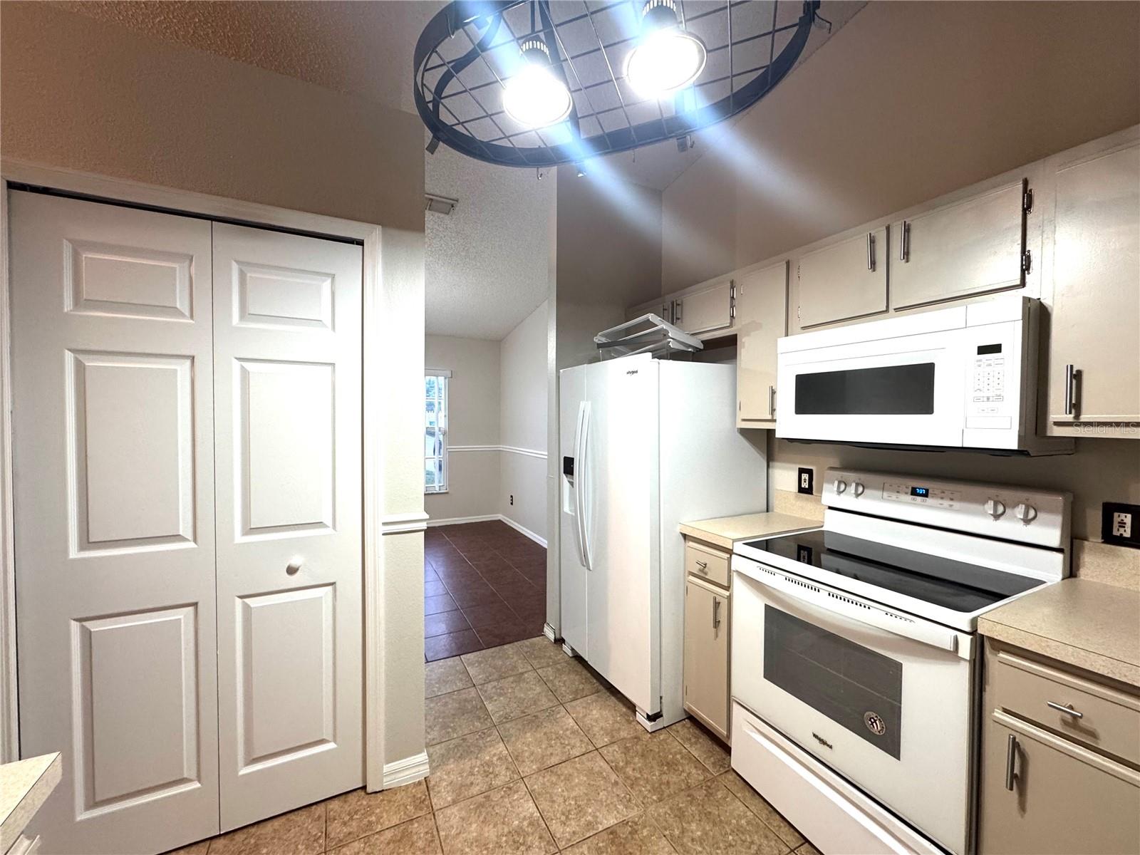 DELTONA LAKES UNIT 32 - Residential