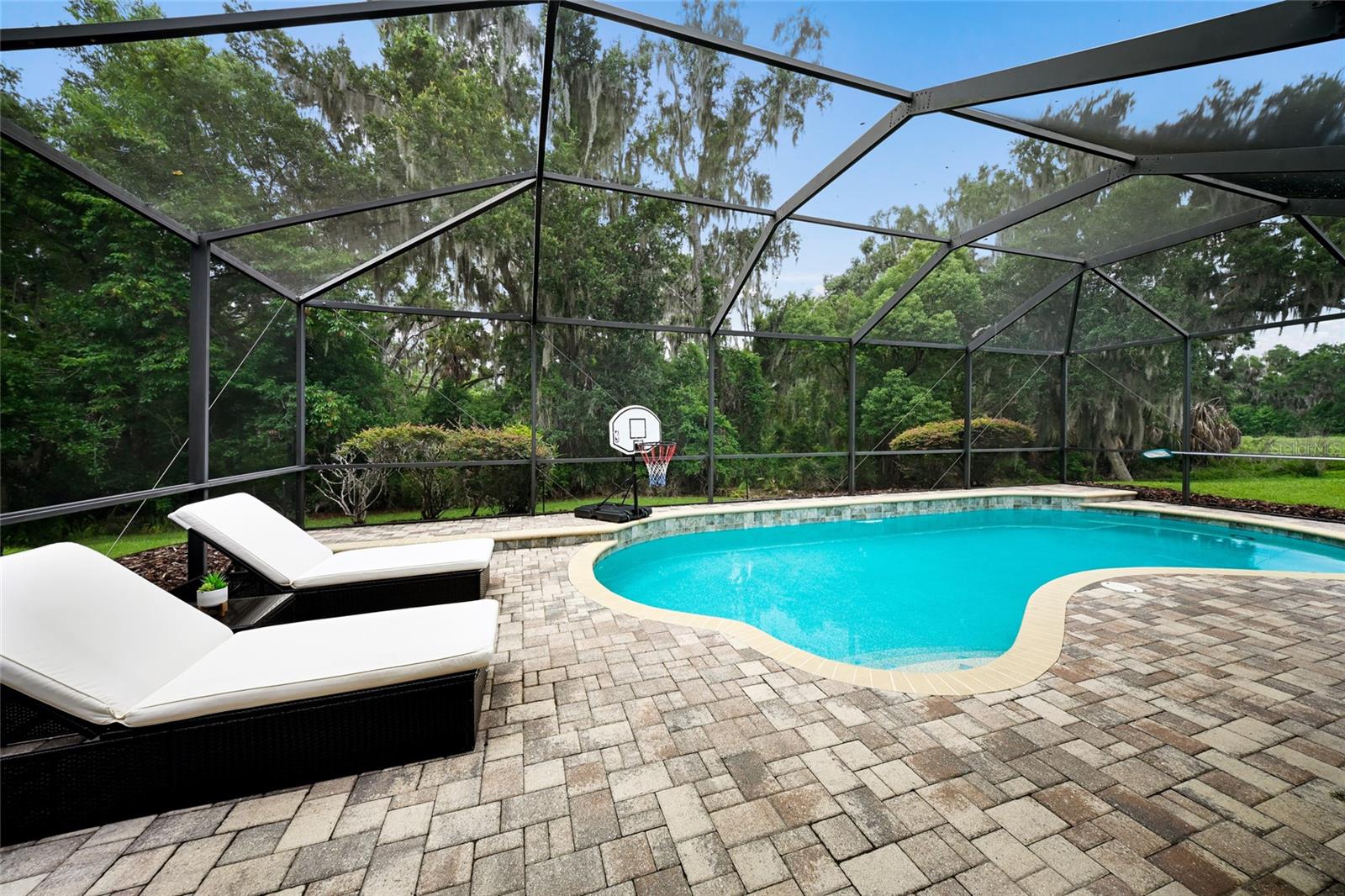 CHANNING PARK - Residential