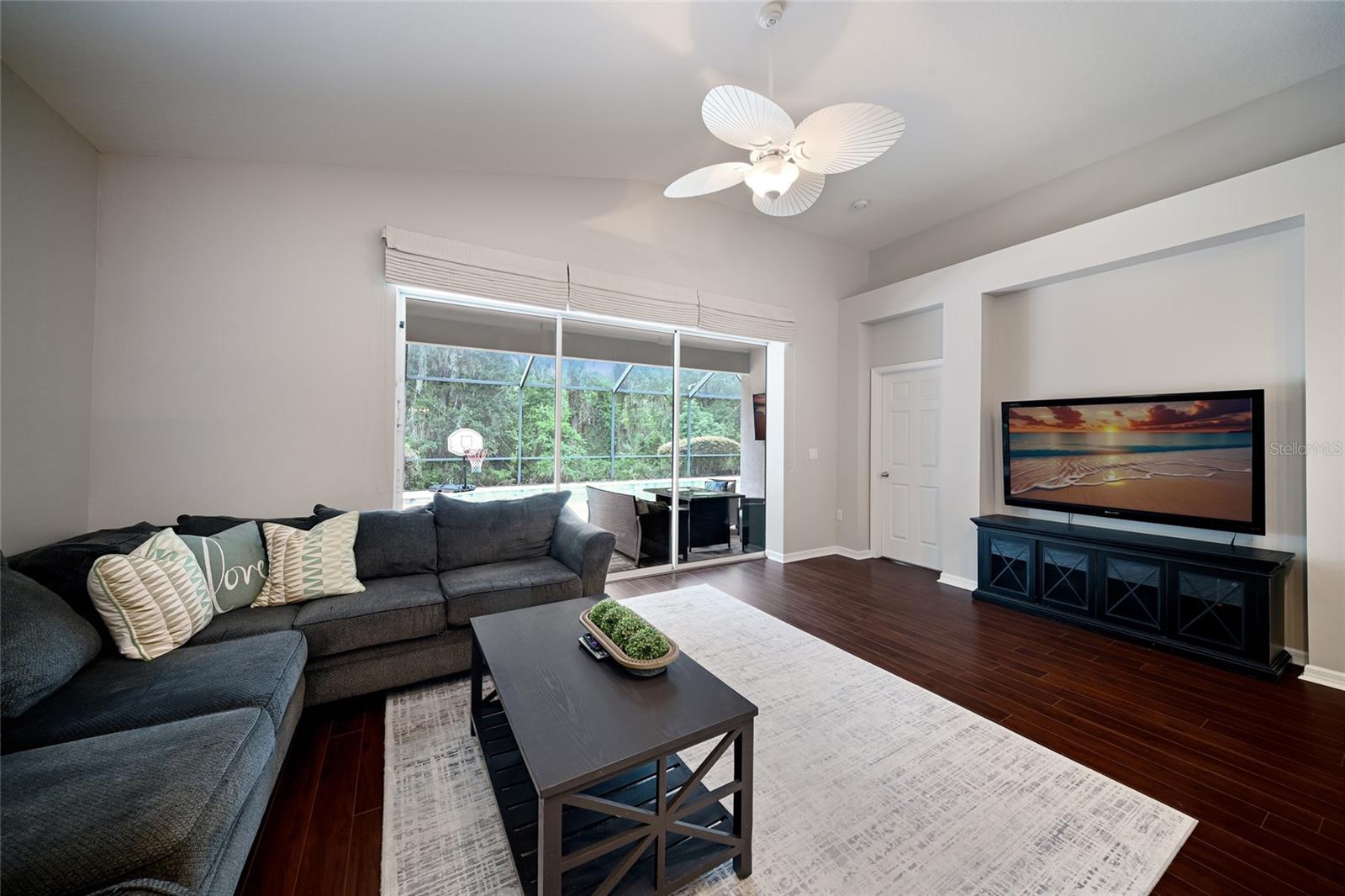 CHANNING PARK - Residential