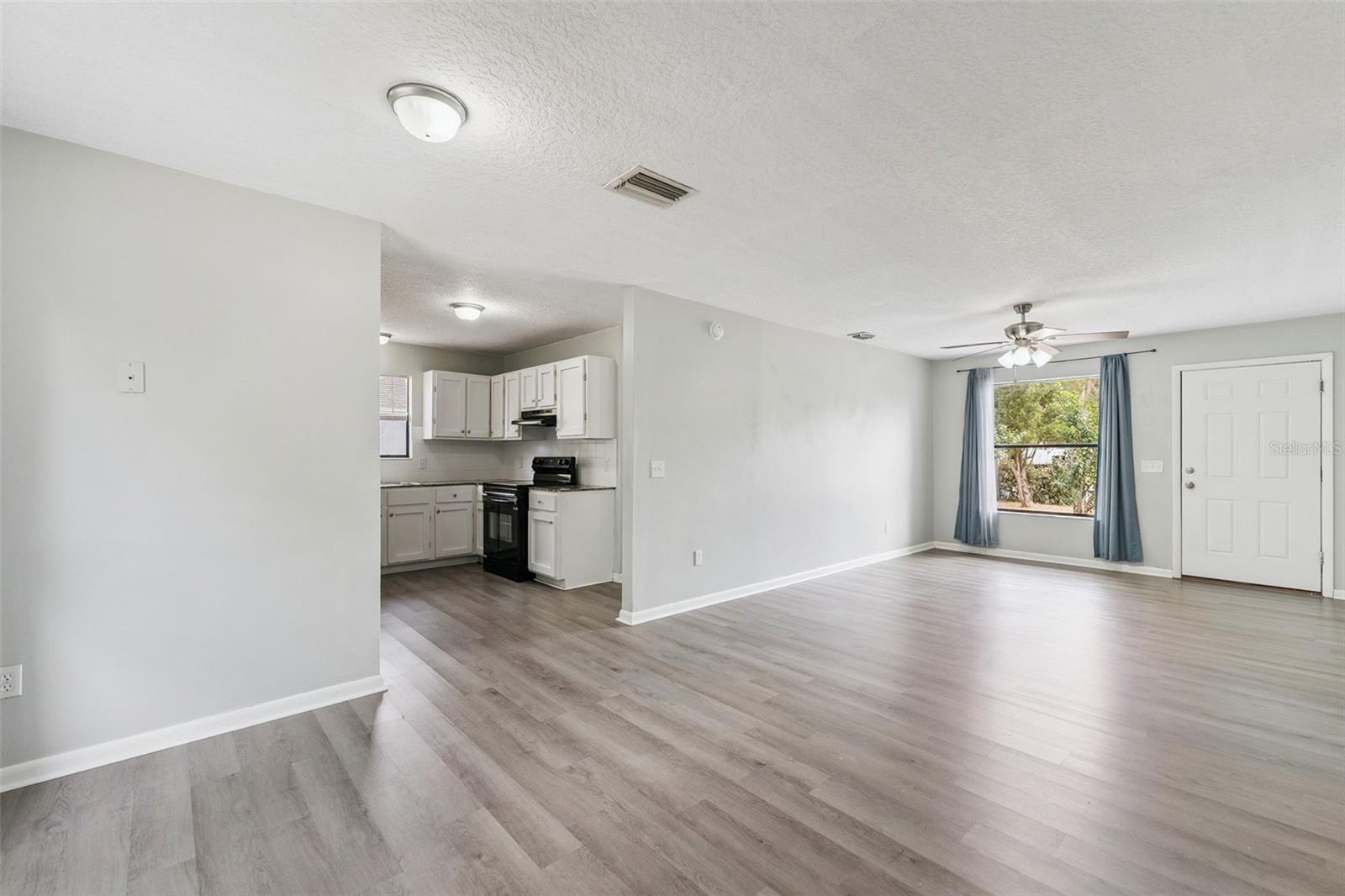 BLECKS BLKS 150 & 160 - Residential