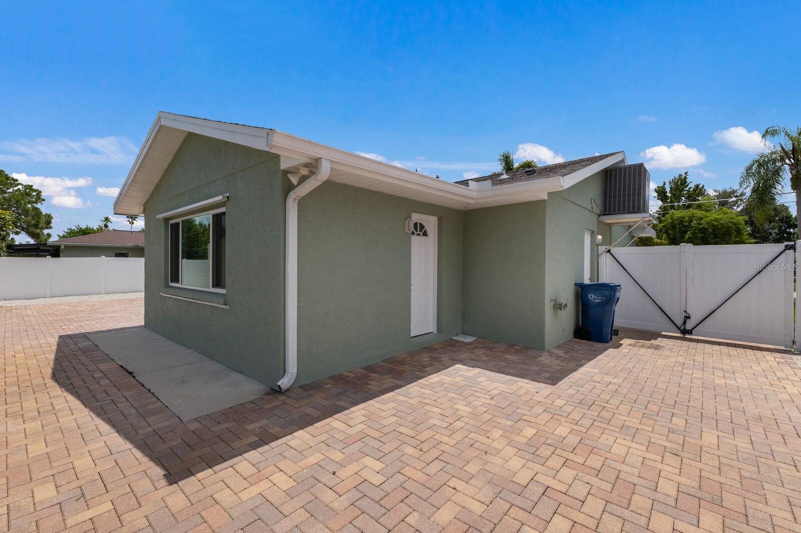 SHANNON PARK - Residential