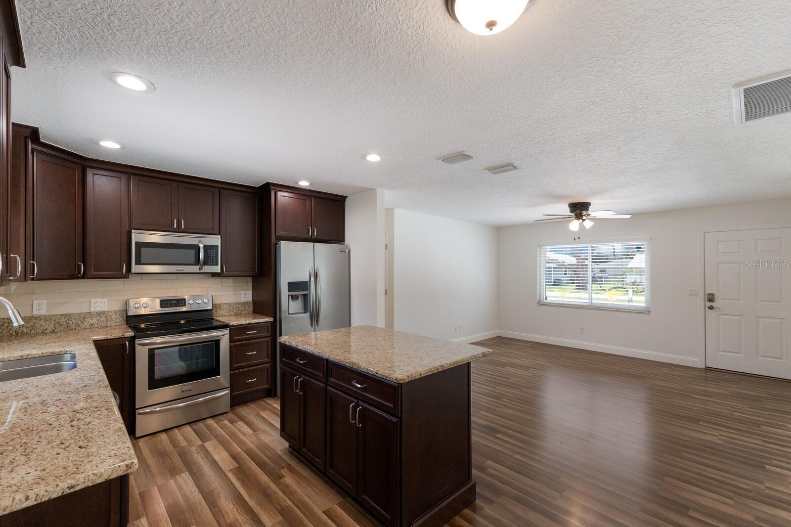 SHANNON PARK - Residential