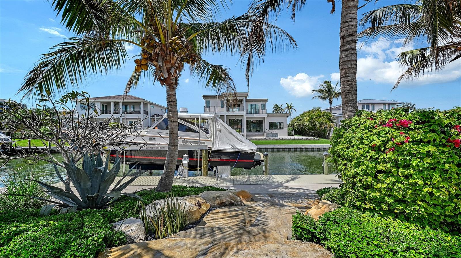 COUNTRY CLUB SHORES SEC 02 - Residential