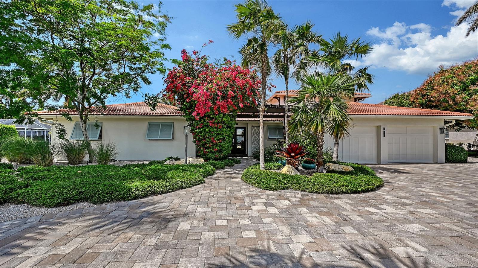 COUNTRY CLUB SHORES SEC 02 - Residential