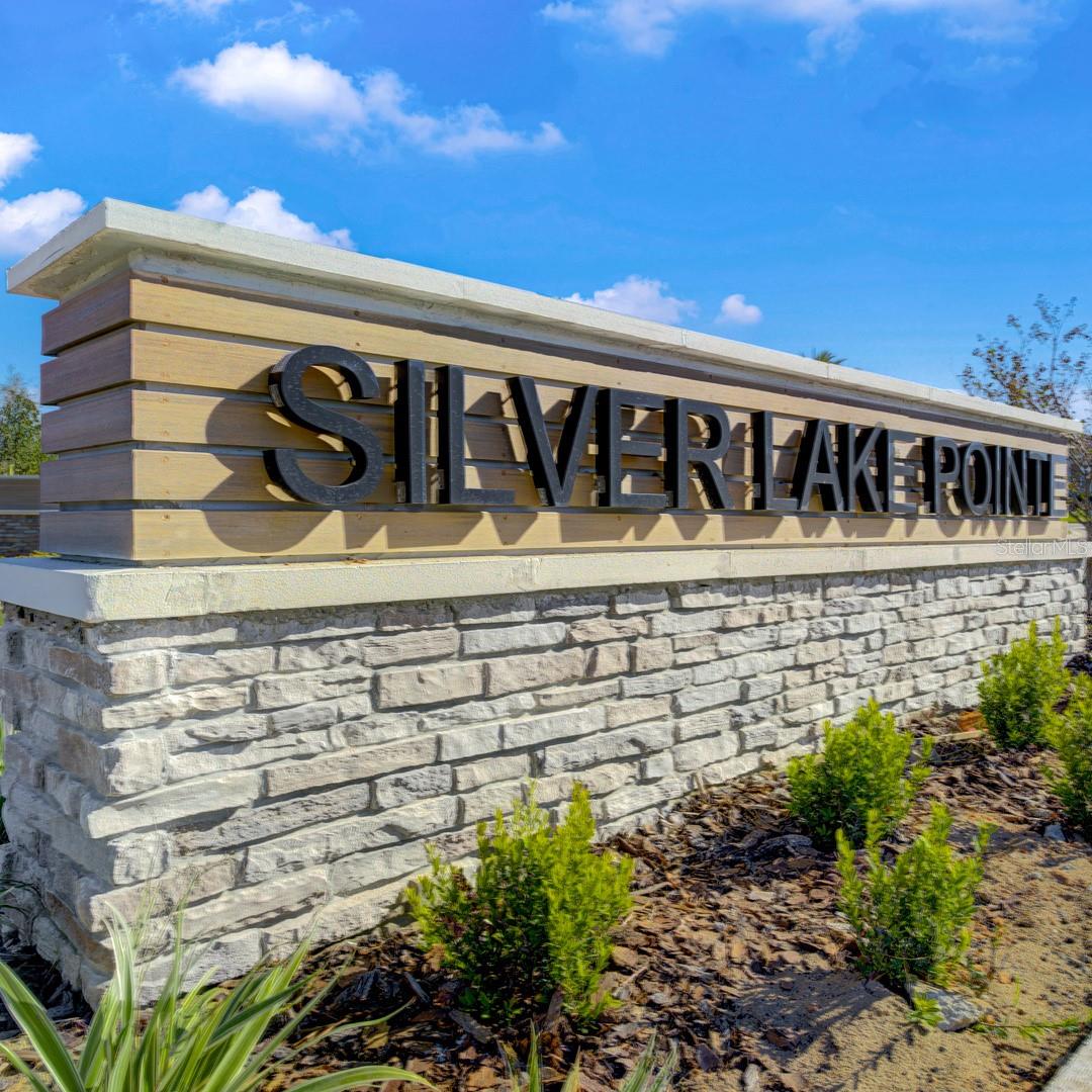 SILVER LAKE POINTE - Residential