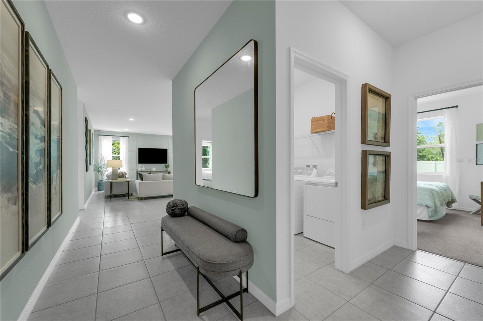 SILVER LAKE POINTE - Residential