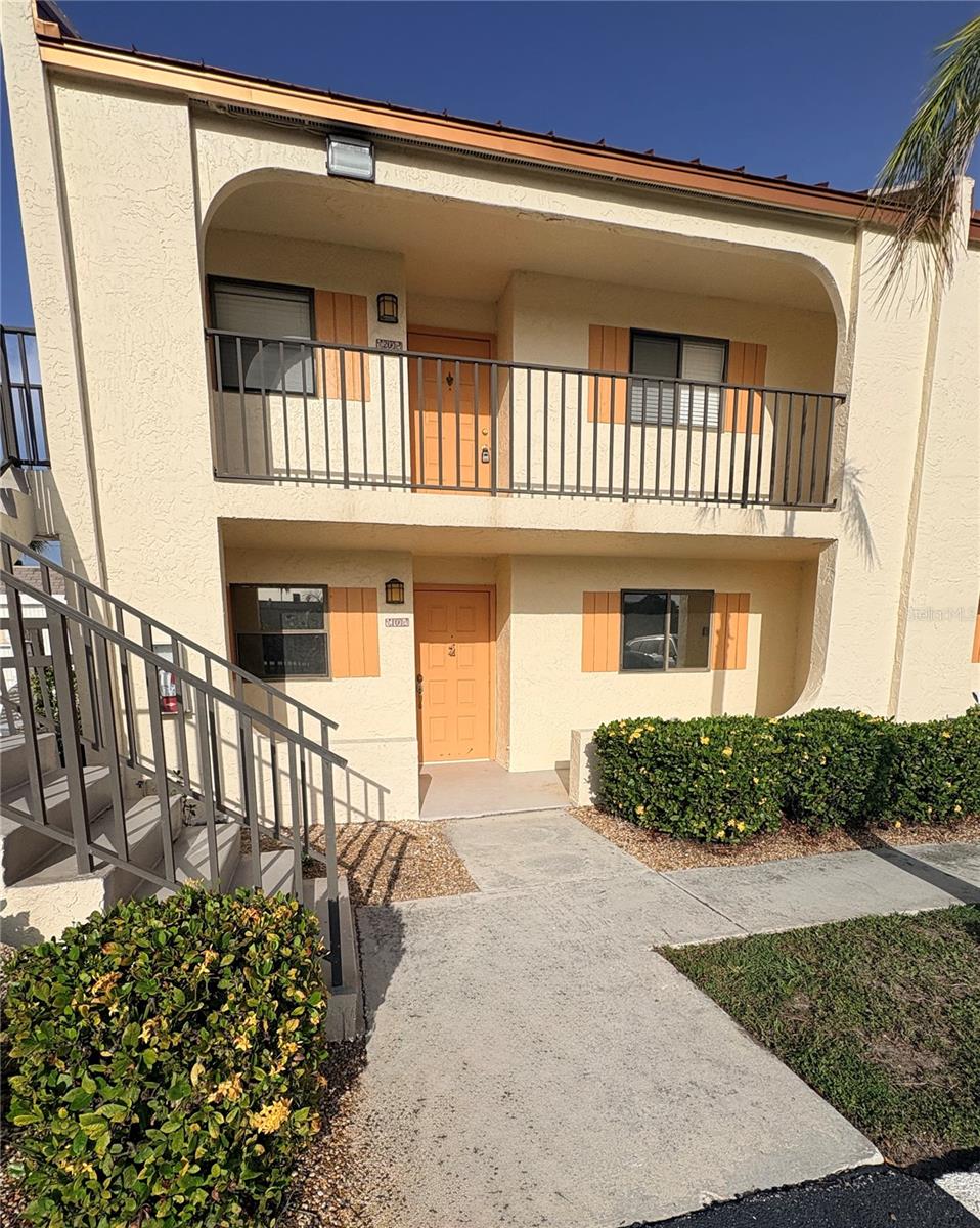 Remodeled First-Floor End Unit, Condo Just Minutes from Fort Myers Beach! This condo allows Weekly Rentals also!  Welcome to Casa Bella, one of Southwest Florida's best-kept secrets, ideally located just minutes from Fort Myers Beach, Sanibel Island, shopping, dining, and everyday conveniences. This renovated 2-bedroom, 2-bath residence has been updated and is truly move-in ready. The new kitchen features new shaker cabinetry, granite countertops, subway tile backsplash, stainless sink, breakfast bar, and abundant storage. Luxury vinyl plank flooring flows throughout the entire condo, complemented by updated bathrooms with new vanities and granite countertops for a fresh, modern feel. Additional improvements include a newer A/C system (2024), fresh finishes, and spacious bedrooms with generous closet space. The open floor plan creates a bright, comfortable living area that's perfect for entertaining or enjoying the Florida lifestyle. Casa Bella offers a heated community pool, tennis/pickleball courts, bocce, and beautifully maintained grounds in a quiet, friendly community. Whether you're searching for a year-round residence, seasonal getaway, or investment opportunity, this exceptional condo delivers outstanding value in one of Fort Myers' most convenient locations. Just a short drive to Fort Myers Beach, Sanibel Causeway, restaurants, golf, and Southwest Florida's world-famous beaches.