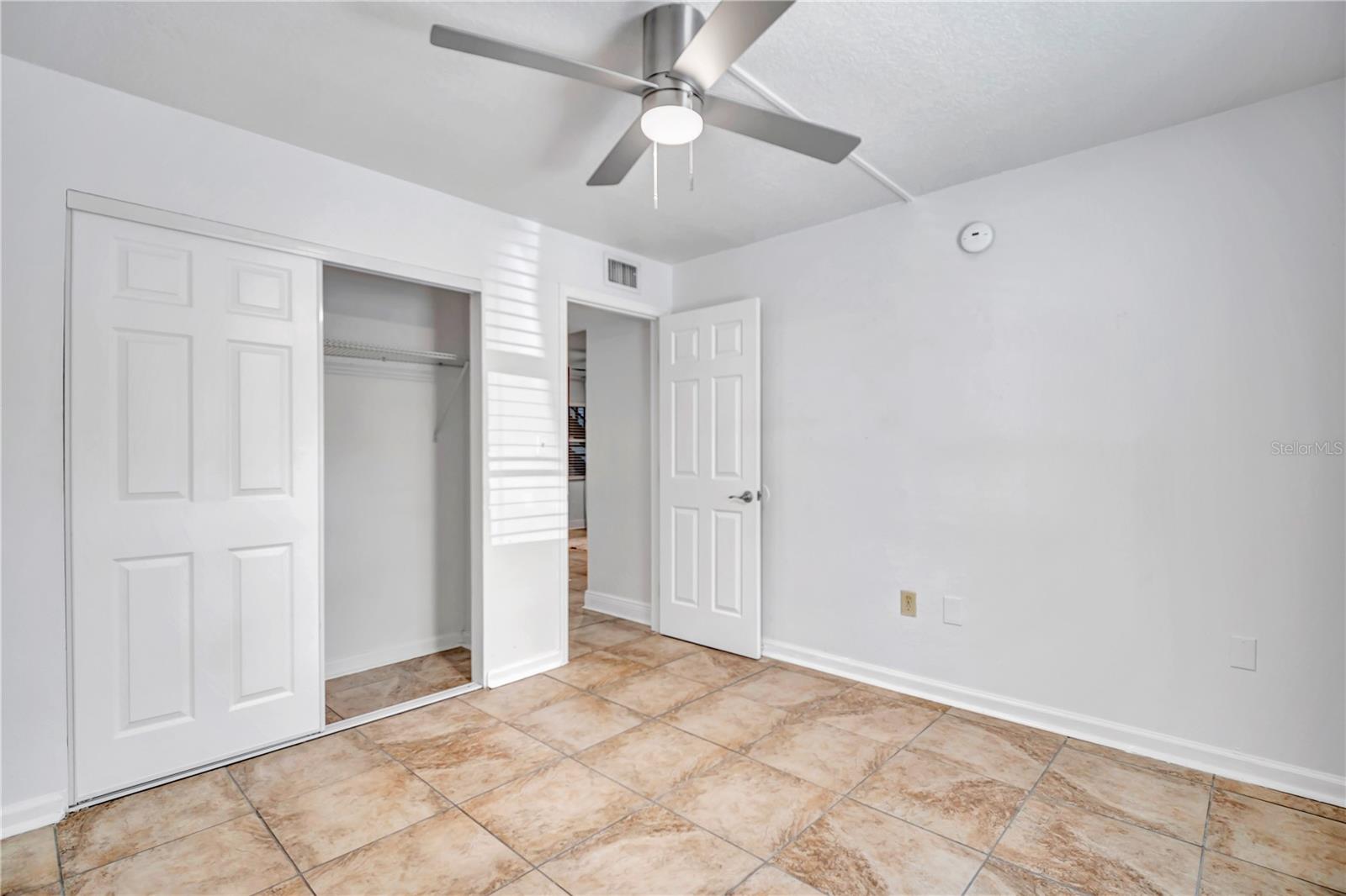 BAYSHORE LANDINGS A CONDOMINIU - Residential