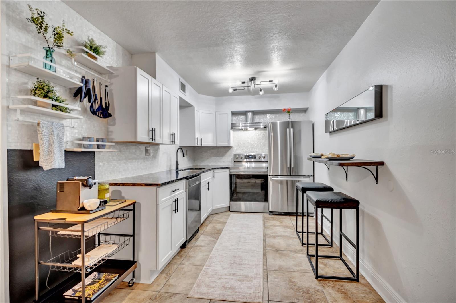 BAYSHORE LANDINGS A CONDOMINIU - Residential
