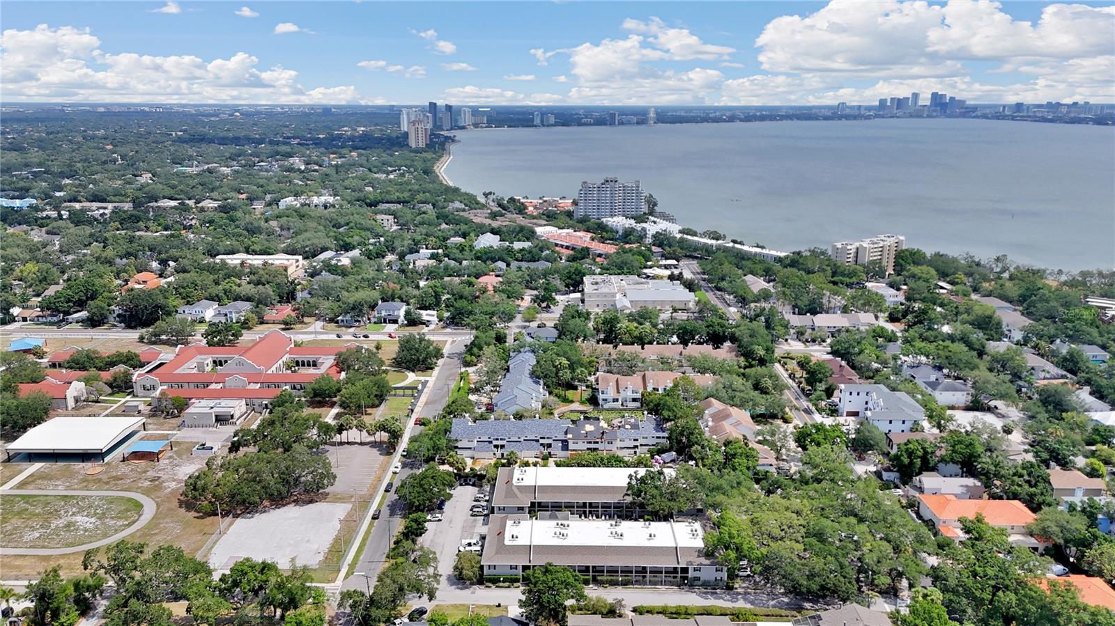 BAYSHORE LANDINGS A CONDOMINIU - Residential