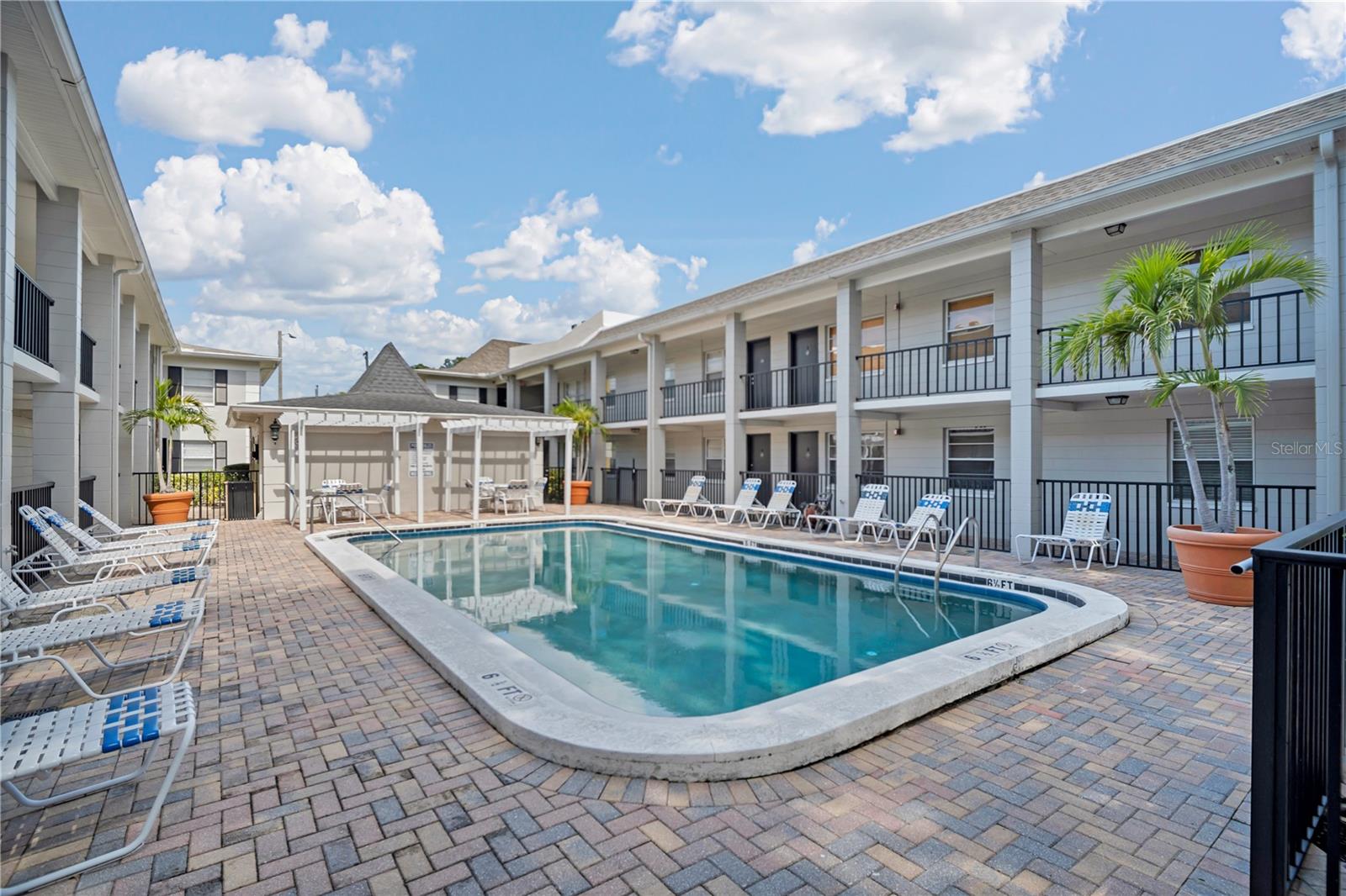 BAYSHORE LANDINGS A CONDOMINIU - Residential