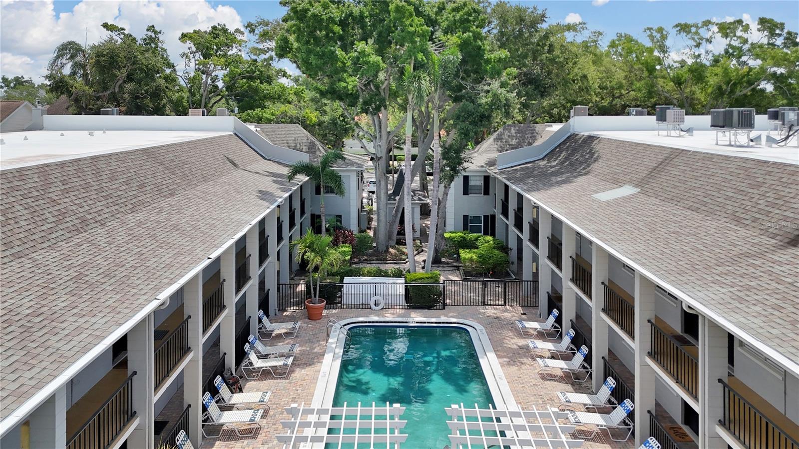 BAYSHORE LANDINGS A CONDOMINIU - Residential
