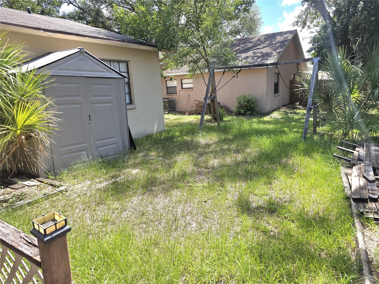 COLONIAL OAKS - Residential