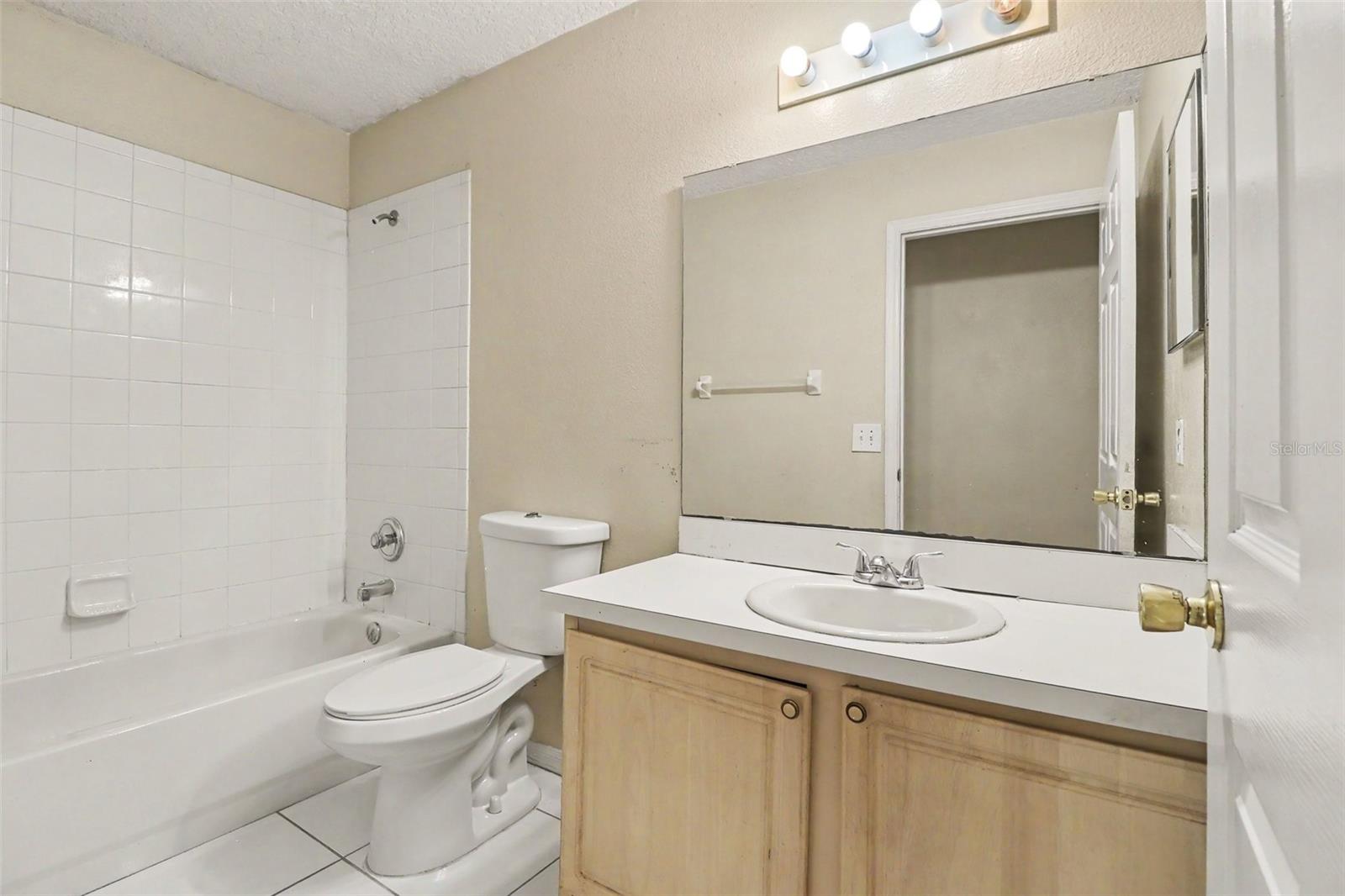 PARK AVE PINES - Residential