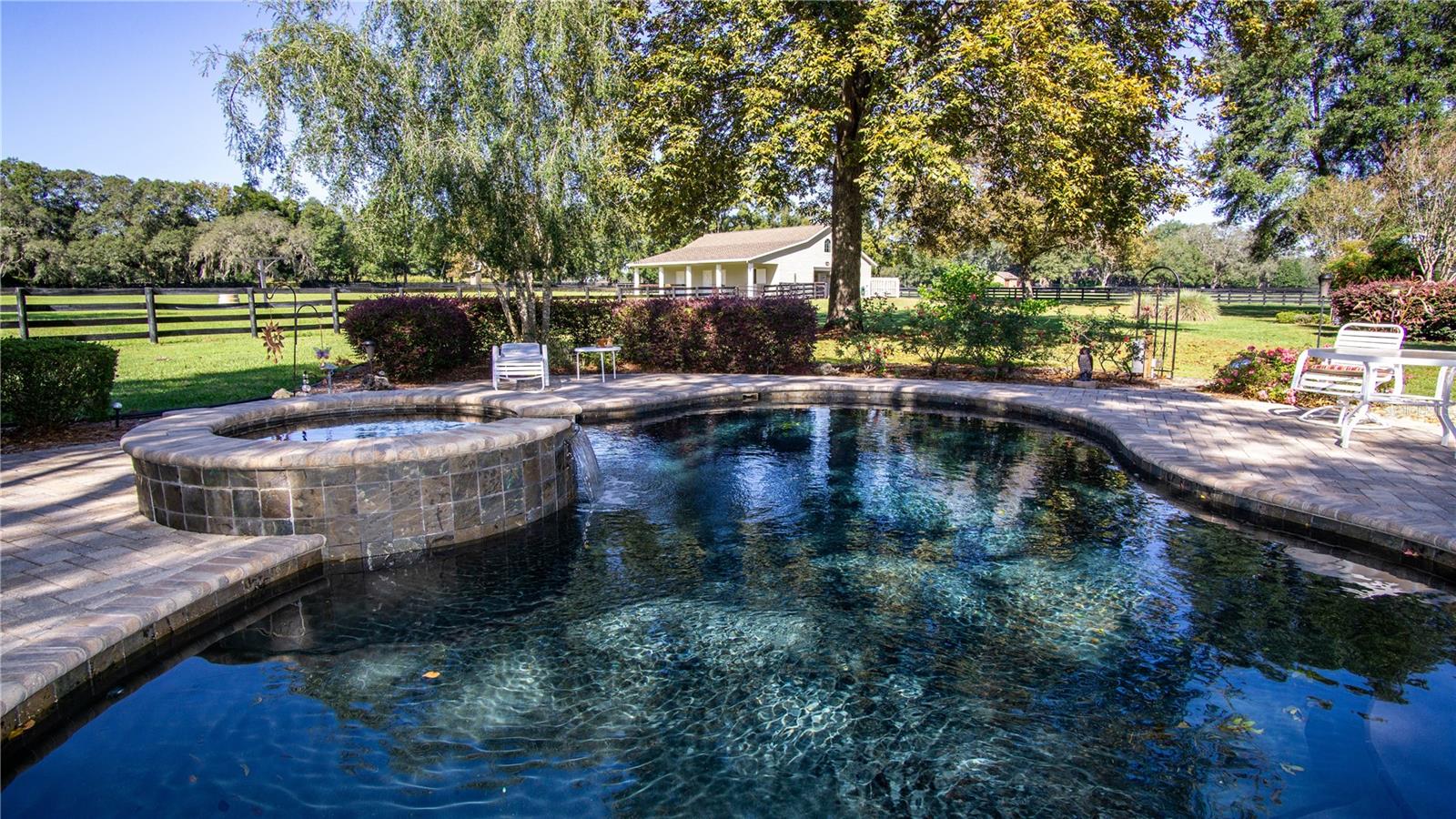 EQUINE ESTATE - Residential