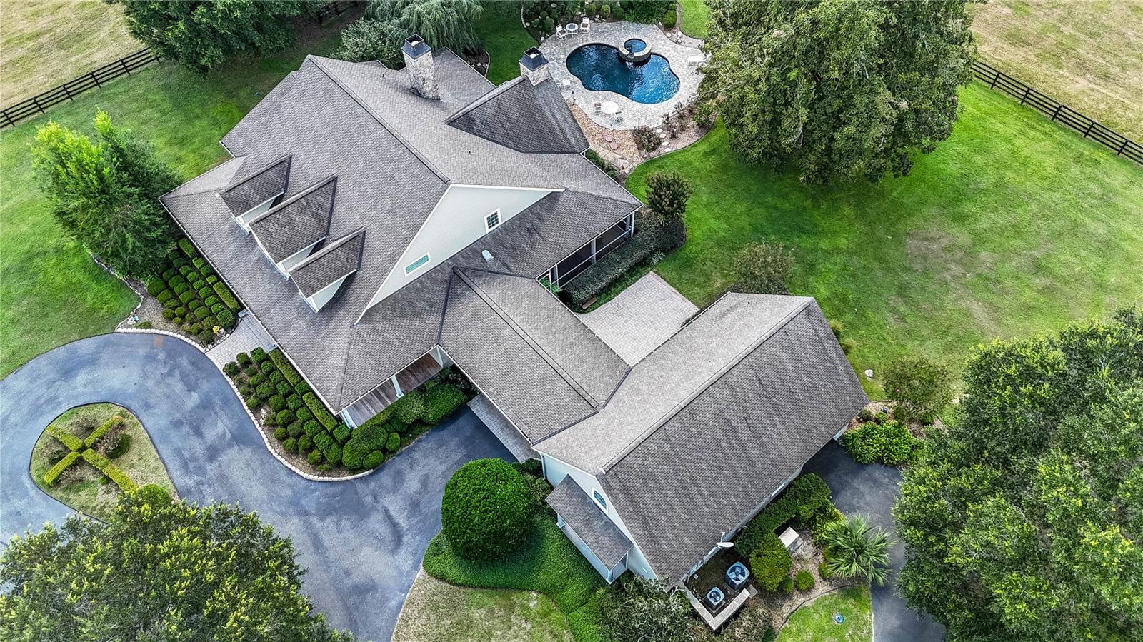 EQUINE ESTATE - Residential