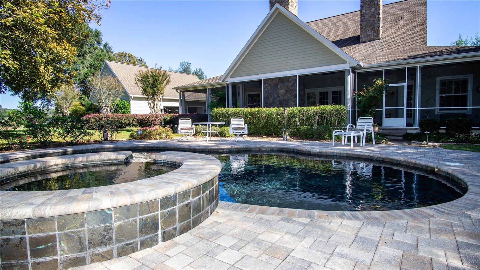 EQUINE ESTATE - Residential